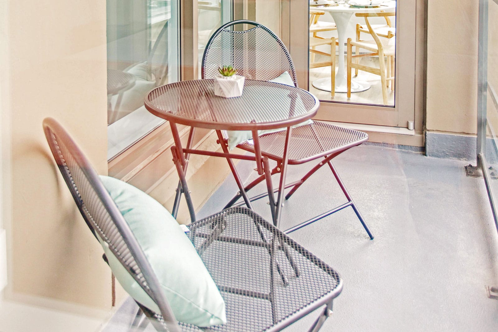 Vancouver patio exterior design